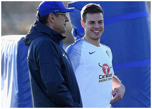 Sarri lặng lẽ theo dõi Kepa tập luyện trước trận đại chiến Chelsea - Tottenham