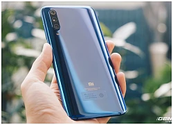 Mở hộp Xiaomi Mi 9: Snapdragon 855, 3 camera, cảm biến vân tay dưới màn hình, giá 12 triệu