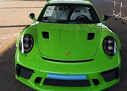 Porsche 911 GT3 RS màu cốm siêu hiếm cập cảng Sài Gòn