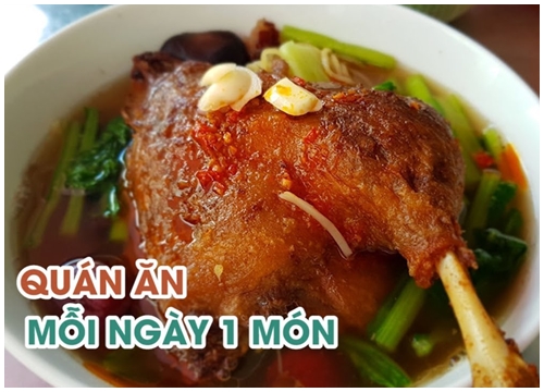 Đội nắng xếp hàng ở quán ăn Sài Gòn mỗi ngày bán một món