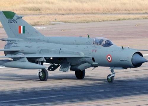 Không quân Ấn Độ "gài mồi" và dùng Mig 21 cũ kĩ bắn hạ F-16 tối tân của Pakistan?