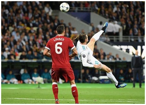 Người đại diện: 'Cổ động viên Real lẽ ra phải hôn chân Gareth Bale'