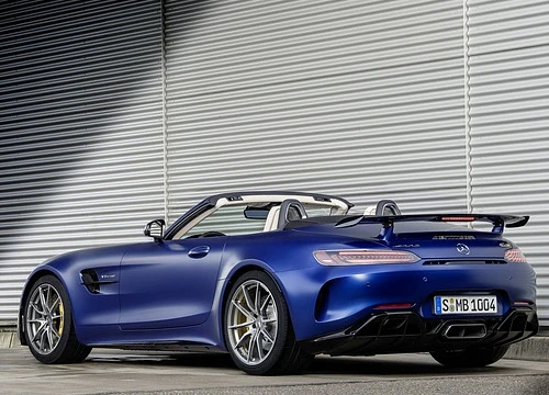 Ra mắt Mercedes-AMG GT R Roadster: Khi thiết kế đỉnh cao hòa làm một với công nghệ hiện đại