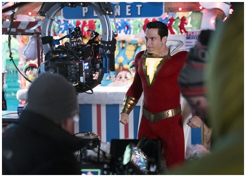 'Shazam!' - phim siêu anh hùng 'nhà nghèo' của DC