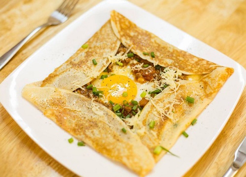 Truy tìm hết các phiên bản bánh crepe "muôn hình muôn vẻ" ở Sài Gòn