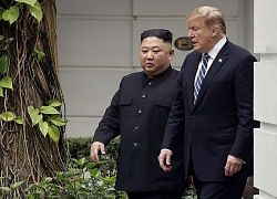 D. Trump đề nghị Kim Jong Un chuyển giao vũ khí hạt nhân cho Mỹ