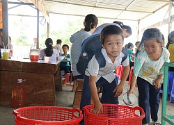 Đắk Nông: Cô giáo vùng cao xin cơm, xây nhà bán trú cho học trò nghèo