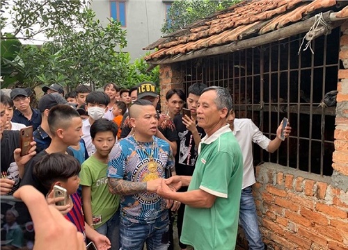 Hết Khá 'bảnh', đến lượt 'thánh chửi' Dương Minh Tuyền được chào đón như sao hạng A