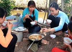 Làm nồi Lẩu Cá Đuối thơm ngon hấp dẫn tại nhà chòi thôn quê