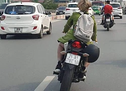 &#8220;Nữ biker&#8221; cưỡi Honda CBR150R đầu trần, sử dụng điện thoại và lạng lách trên đường vành đai 2