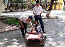 Quảng Ngãi: Học sinh lớp 12 chế tạo robot cứu hỏa giá rẻ