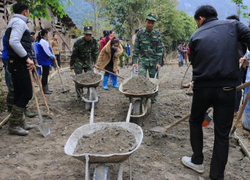 60 năm xung kích bảo vệ, xây dựng biên giới vững mạnh