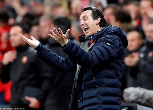 Arsenal thua bạc nhược trên sân khách, HLV Emery nói gì?