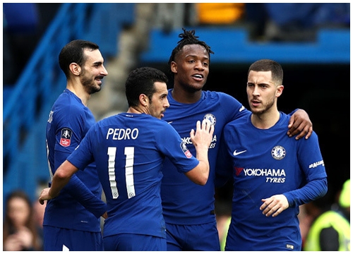 Europa League: Chelsea thắng dễ, Arsenal thua đau