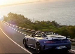 Mercedes-AMG GT R Roadster &#8211; sự hòa hợp tuyệt vời giữa thiết kế và công nghệ