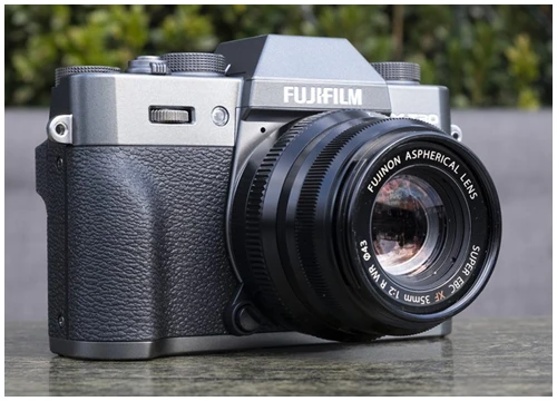 Fujifilm X-T30 lên kệ từ giữa tháng 3, giá 21,9 triệu đồng ở Việt Nam