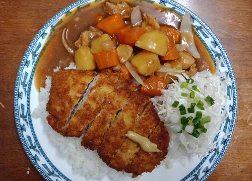 Karei & Tonkatsu (Cơm cà ri Nhật & Thịt heo chiên xù)