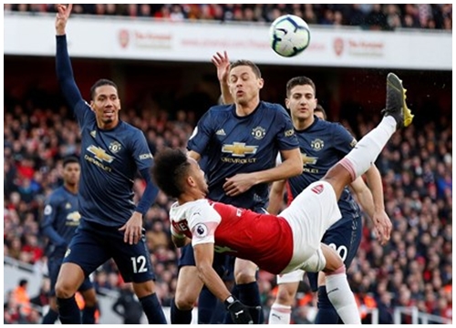 Man United thua đau Arsenal 0-2, Solskjaer mất chuỗi trận bất bại