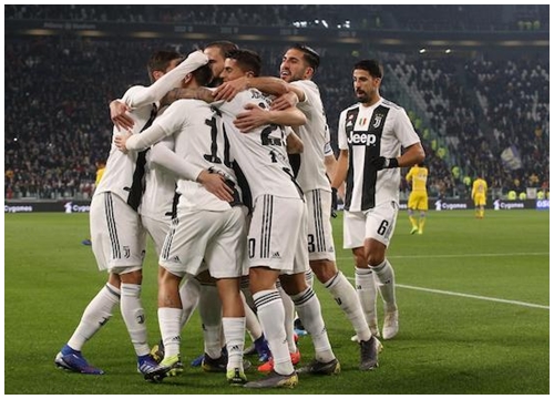 Ronaldo vắng mặt, sao trẻ "10x" giúp Juventus thắng trận