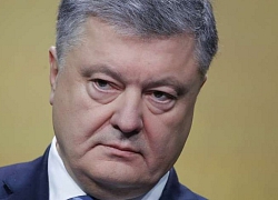 Bộ trưởng Nội vụ Ukraine tố đảng của ông Poroshenko dùng tiền ngân sách mua phiếu bầu