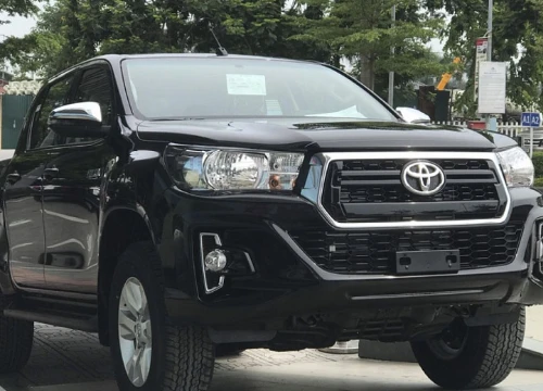 Toyota Hilux được nâng cấp toàn diện tại Thái Lan, chờ ngày về Việt Nam