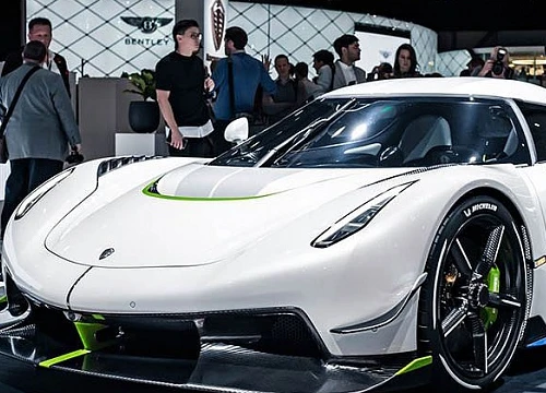 Cận cảnh siêu phẩm megacar Koenigsegg JESKO giá 3 triệu USD đã cháy hàng