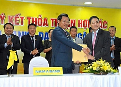 Nam A Bank bắt tay hợp tác với Đại học Ngân hàng TP.HCM