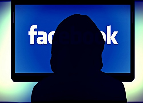 Nghi vấn Huấn Hoa Hồng hack Facebook người nổi tiếng và đòi tiền chuộc?