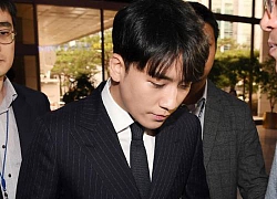 Seungri và Jung Joon Young giao nộp điện thoại cho cảnh sát