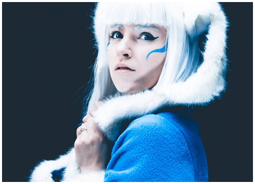 Snow Fox: Cosplay thành cáo trắng vùng bão tuyết