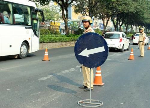 TP Hồ Chí Minh: Tổng kiểm tra việc thắt dây an toàn trên ôtô