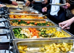 7 'chiêu' trong nhà hàng buffet mà mọi nhân viên đều cố giấu nhẹm đi, khách mà biết là 'lỗ nặng'