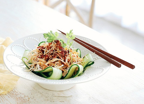 Ăn món salad này mỗi sáng đảm bảo bạn vừa đủ năng lượng lại còn giảm cân nữa chứ