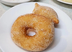 Bánh rán vòng donut mẹ làm, cả nhà ăn hoài không biết chán