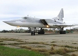 Nga triển khai oanh tạc cơ Tu-22M3 tới Crimea đáp trả Mỹ