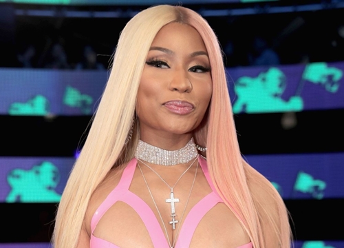 Nicki Minaj hứng chịu làn sóng "biểu tình" từ những khán giả sau khi huỷ diễn đến lần thứ 3