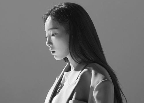 Taeyeon (SNSD) tung teaser MV 'Four Seasons': Xinh đẹp, lạnh lùng và cô độc