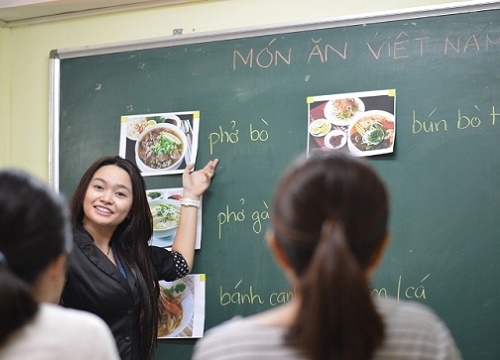 Xin lỗi, ở đây vui quá, cười hết nổi!