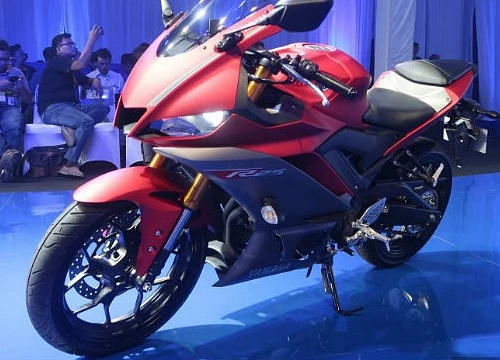 2019 Yamaha YZF-R25 chốt giá bán, hút dân tập chơi