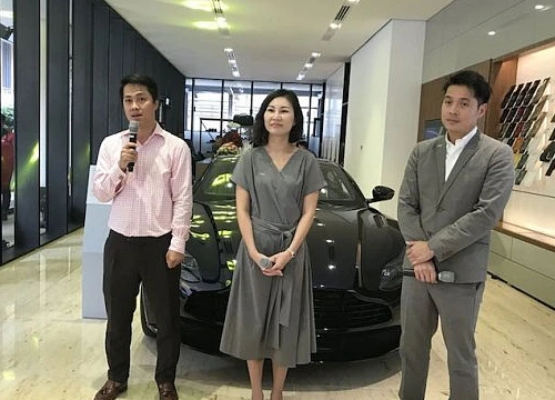 Thương hiệu xế thể thao đỉnh cao Anh quốc Aston Martin 'tấn công' làng xe Việt