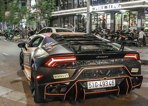 Từ hồng phấn điệu đà, đại gia Bạc Liêu lên màu áo mới cực hầm hố cho Lamborghini Huracan độc nhất Việt Nam