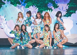 TWICE năm 2019 sẽ comeback 3 lần, đối đầu trực tiếp với BTS và BLACKPINK ở trời Tây?