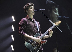 Xém chút nữa, Shawn Mendes có thể bị chấn thương khi lao xuống sân khấu!