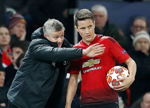 Bị đồn sắp sang PSG, Herrera nói gì?