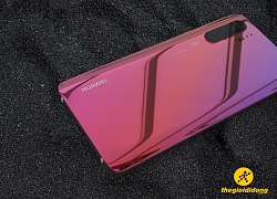 Cùng xem concept Huawei P30 Pro: 4 camera sau, màn hình tràn viền siêu đẹp