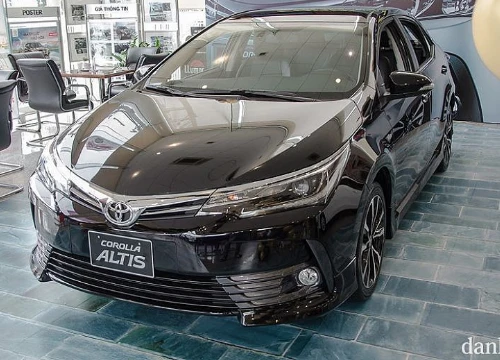 Giá lăn bánh các phiên bản Toyota Corolla Altis 2019 tại Việt Nam