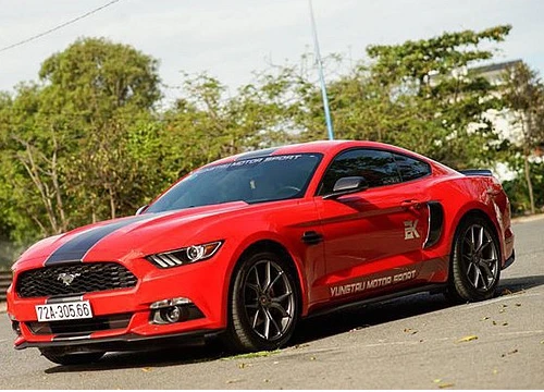 5 năm tuổi, Ford Mustang hạ giá chỉ hơn 1,7 tỷ đồng