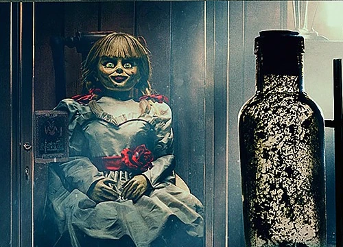 Hé lộ hình ảnh đầu tiên của bộ phim kinh dị "Annabelle 3: Annabelle Comes Home"