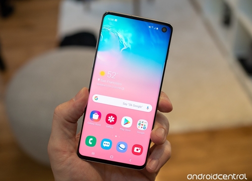 Galaxy S10 thiết lập tiêu chuẩn mới về màn hình smartphone