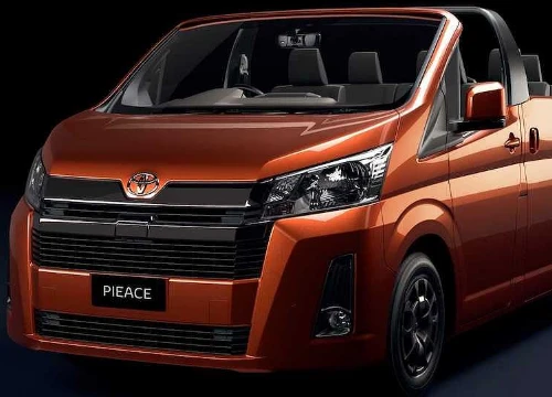 Xe khách Toyota Hiace có phiên bản mui trần